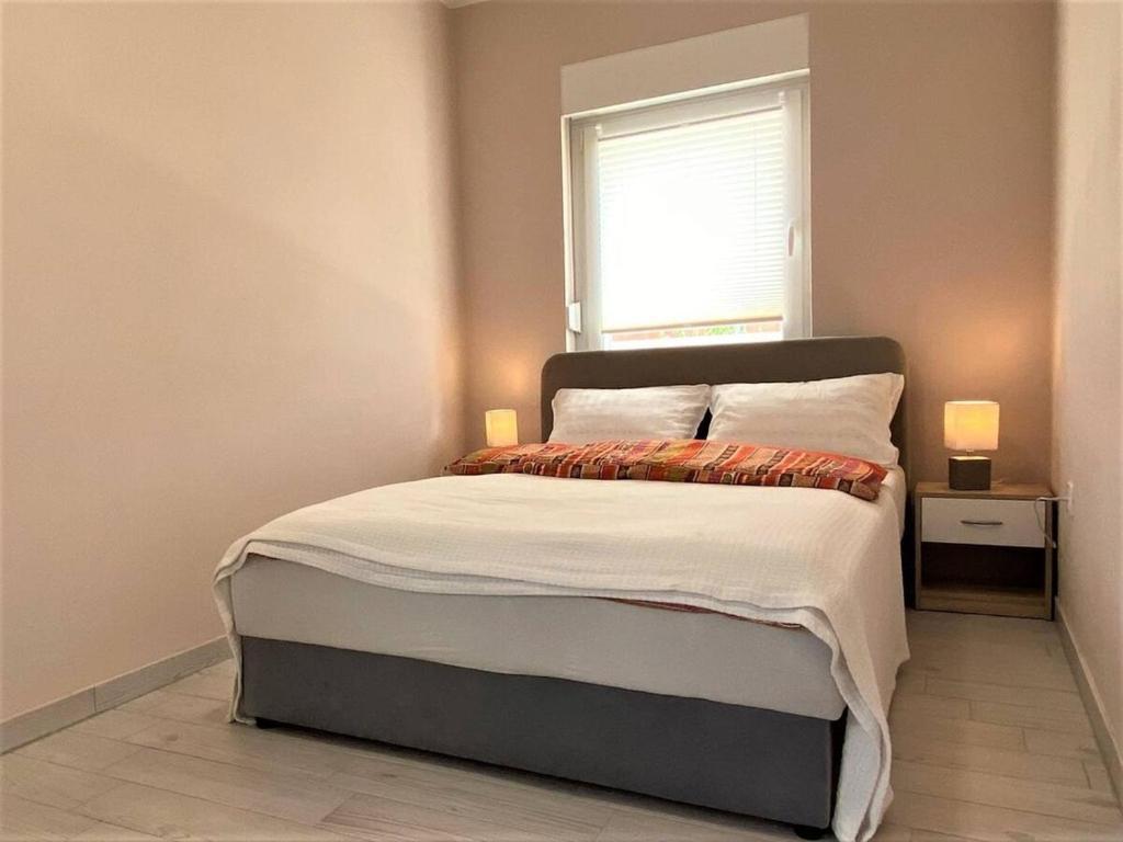 Maduna 1 Apartment