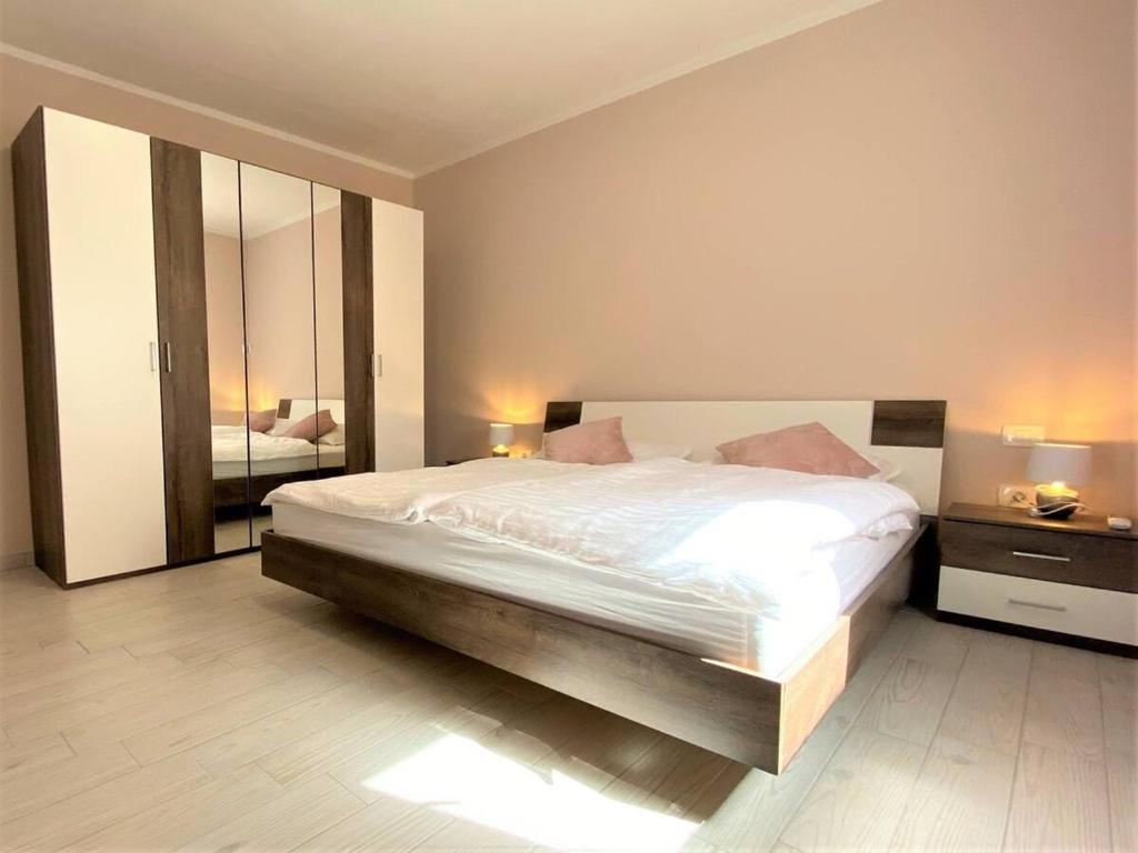 Maduna 1 Kastel